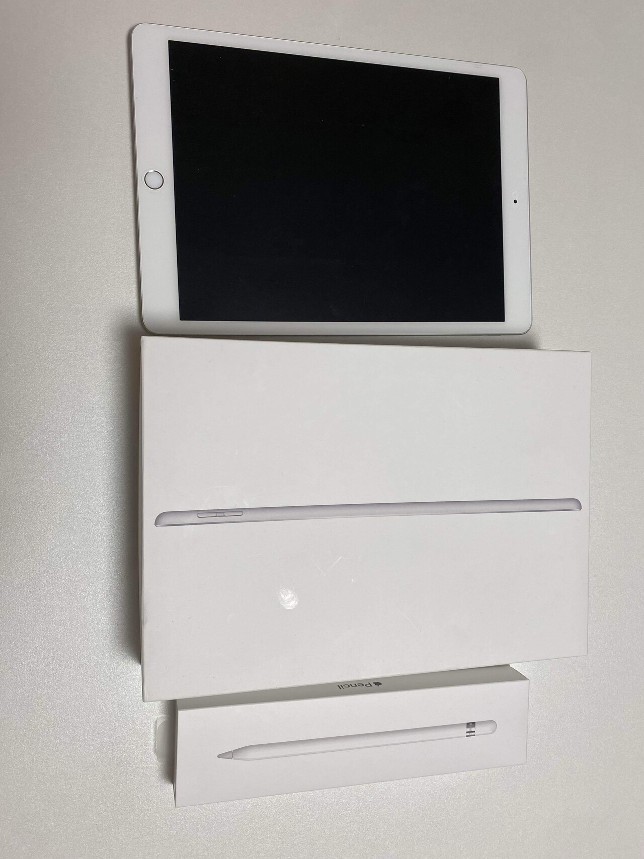 🍎아이패드 8세대(실버)32GB + 애플펜슬 1세대