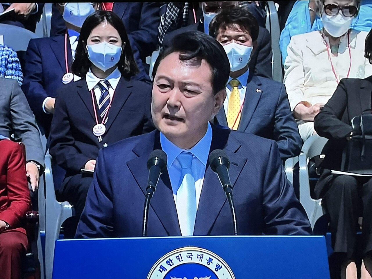 블라인드 | 블라블라: 윤통 머리좀 넘겨줘…