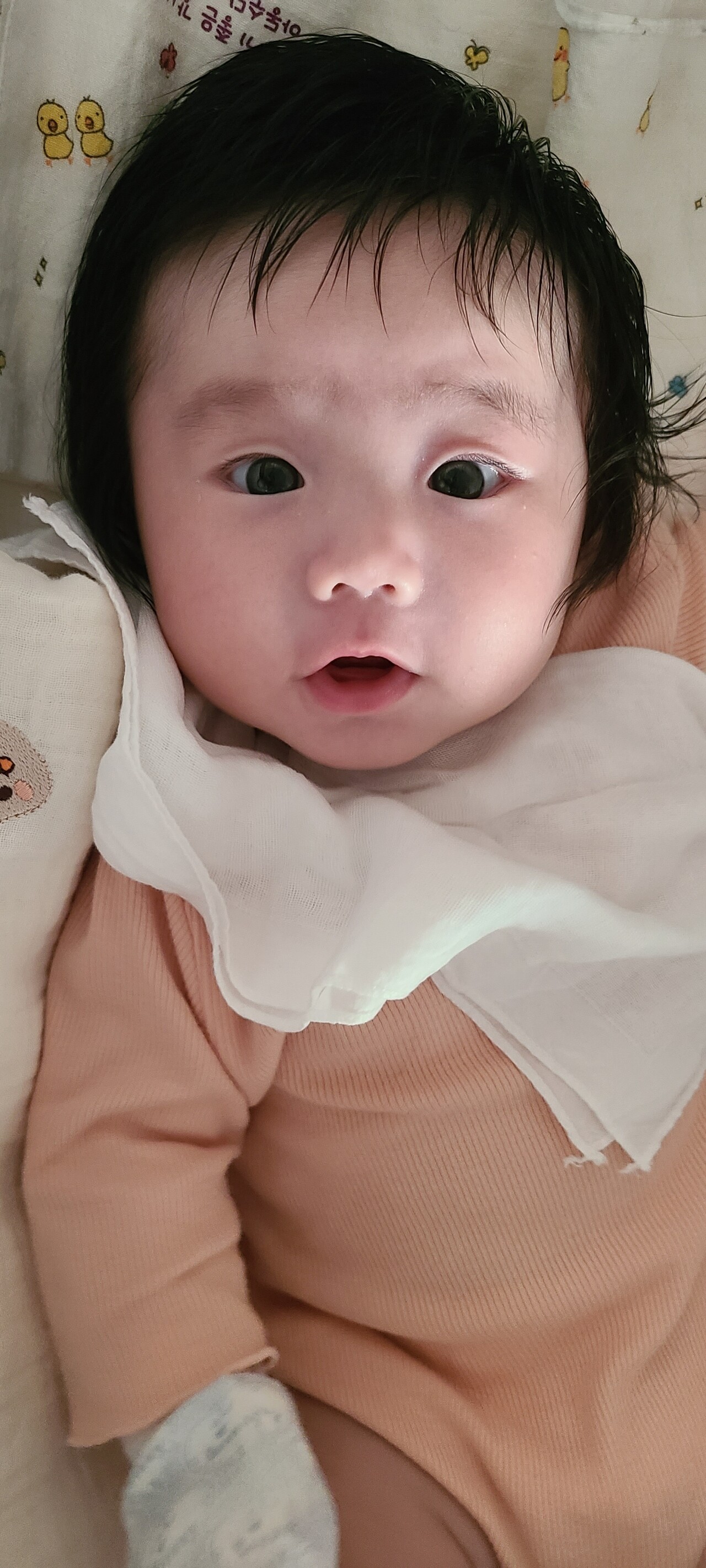 블라인드 | 육아: 힘들더라도 우리 예쁜 아기보며^^