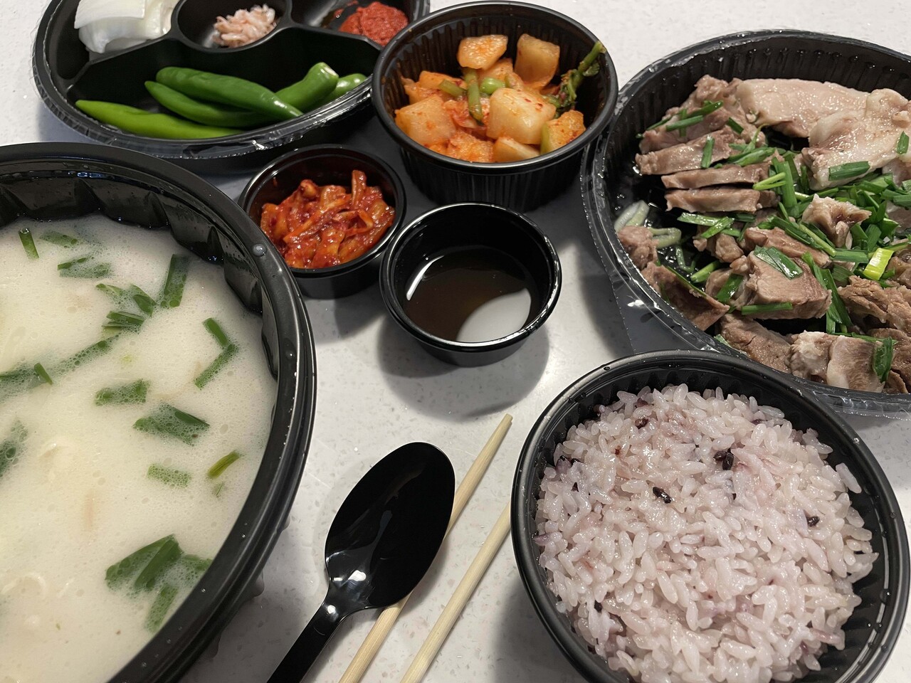 블라인드 | 블라블라: 국 밥 과 항 정 살 수 육