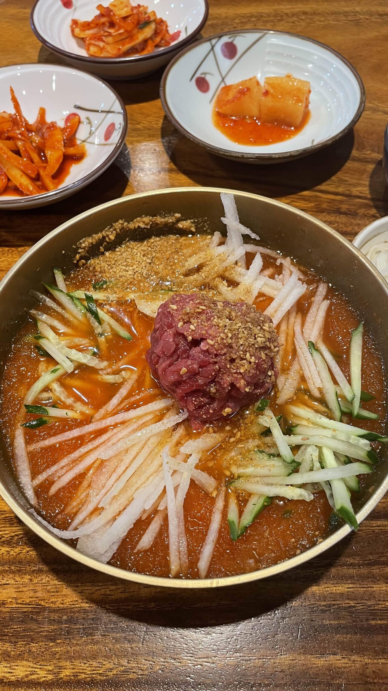 블라인드 | 여행·먹방: 육회 물회
