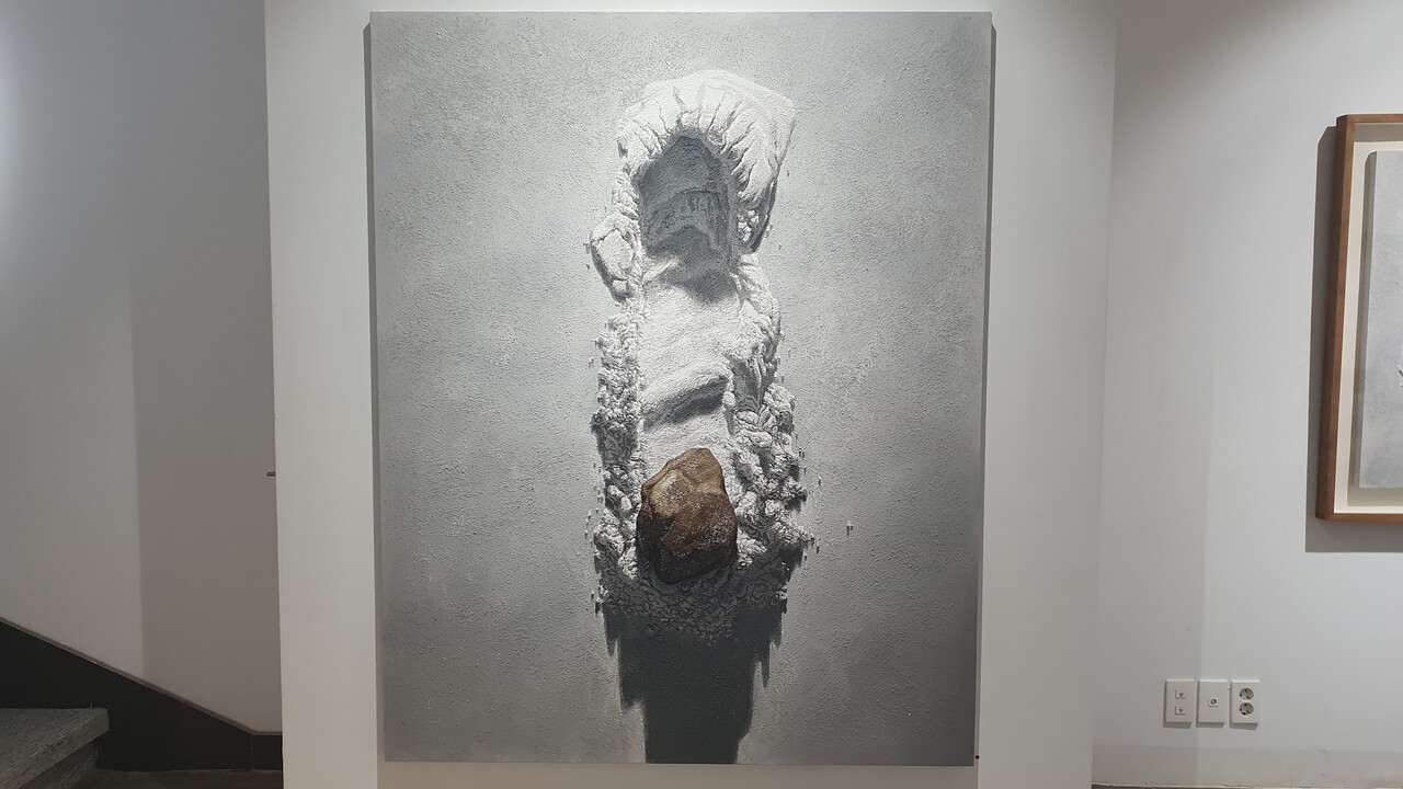 짬 내서 갤러리 방문하는 게 소소한 힘이 되는 거 같다.