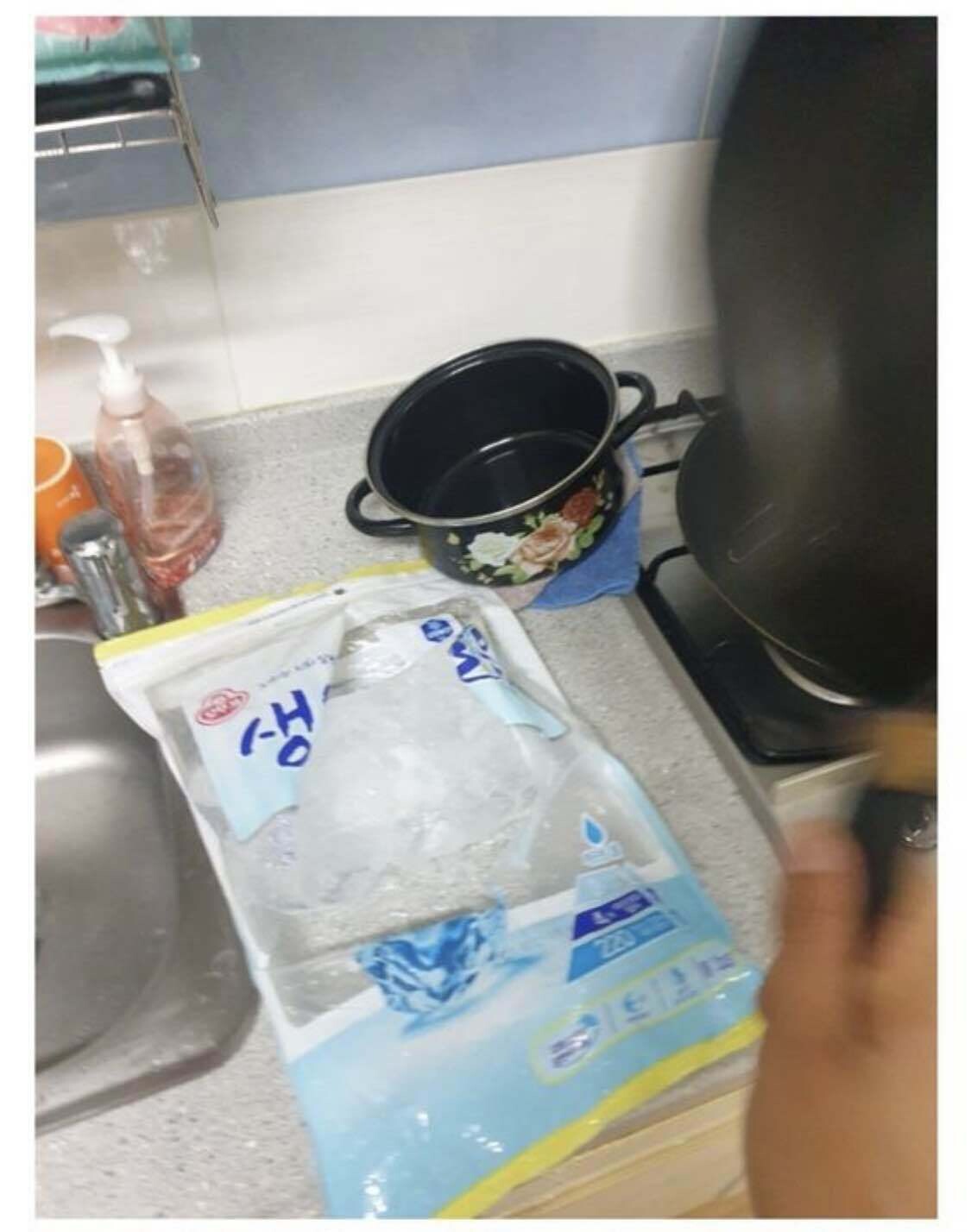 블라인드 | 유우머: (짤) 단단한 얼음 깨는 방법