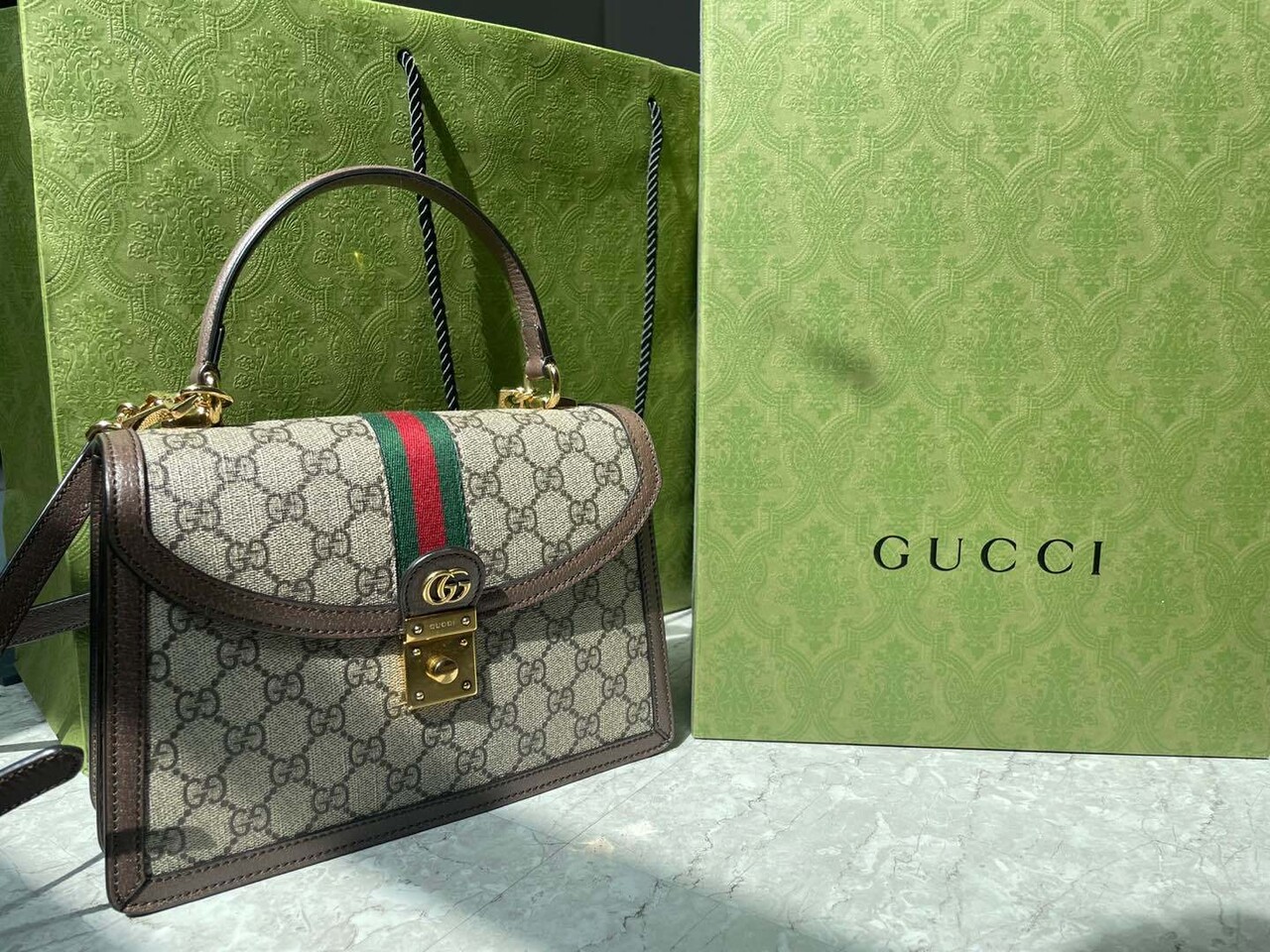 65105596IWX 구찌 오피디아 웹 탑핸들 (한번 사용)