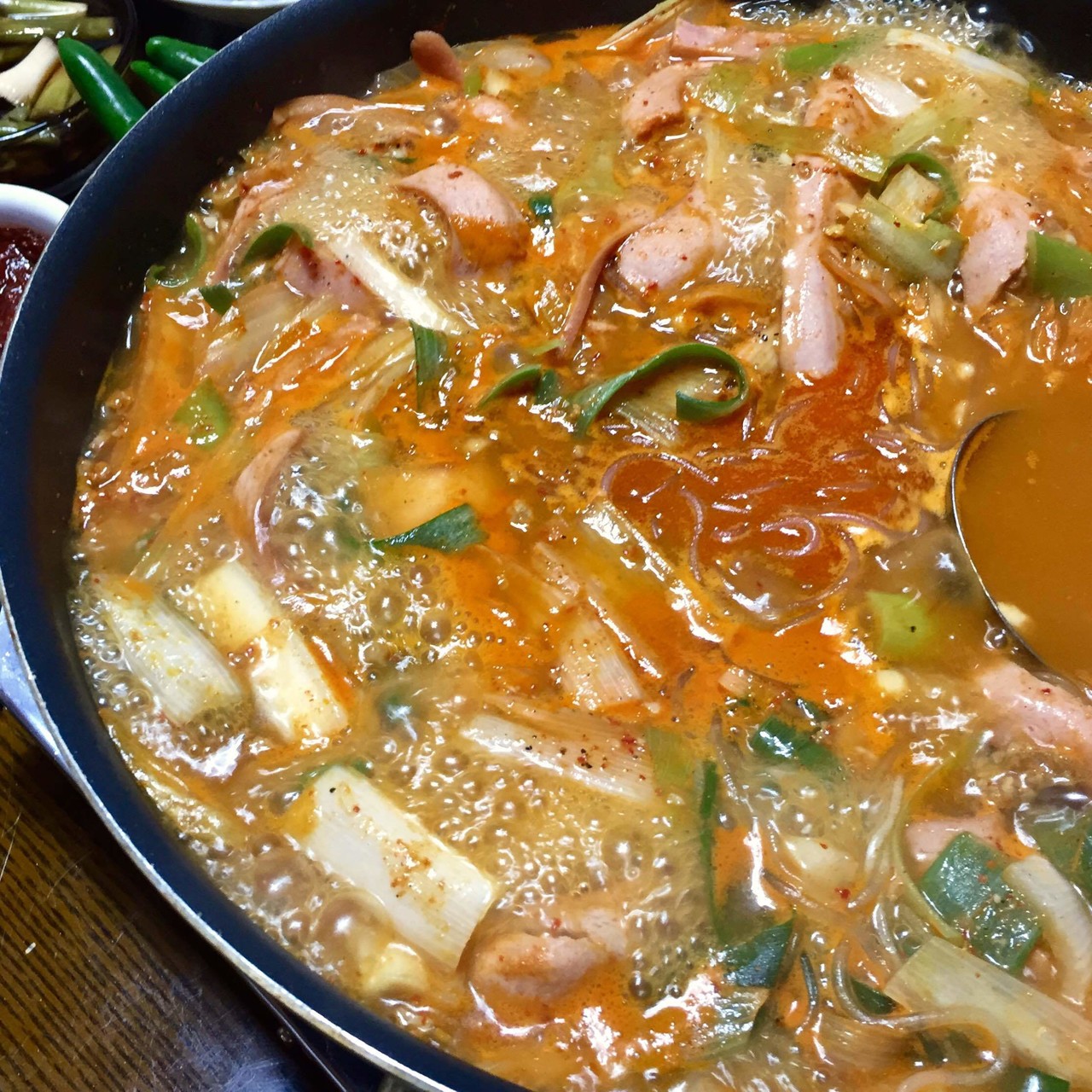 블라인드 | 여행·먹방: 파 듬뿍 부대지개 포장
