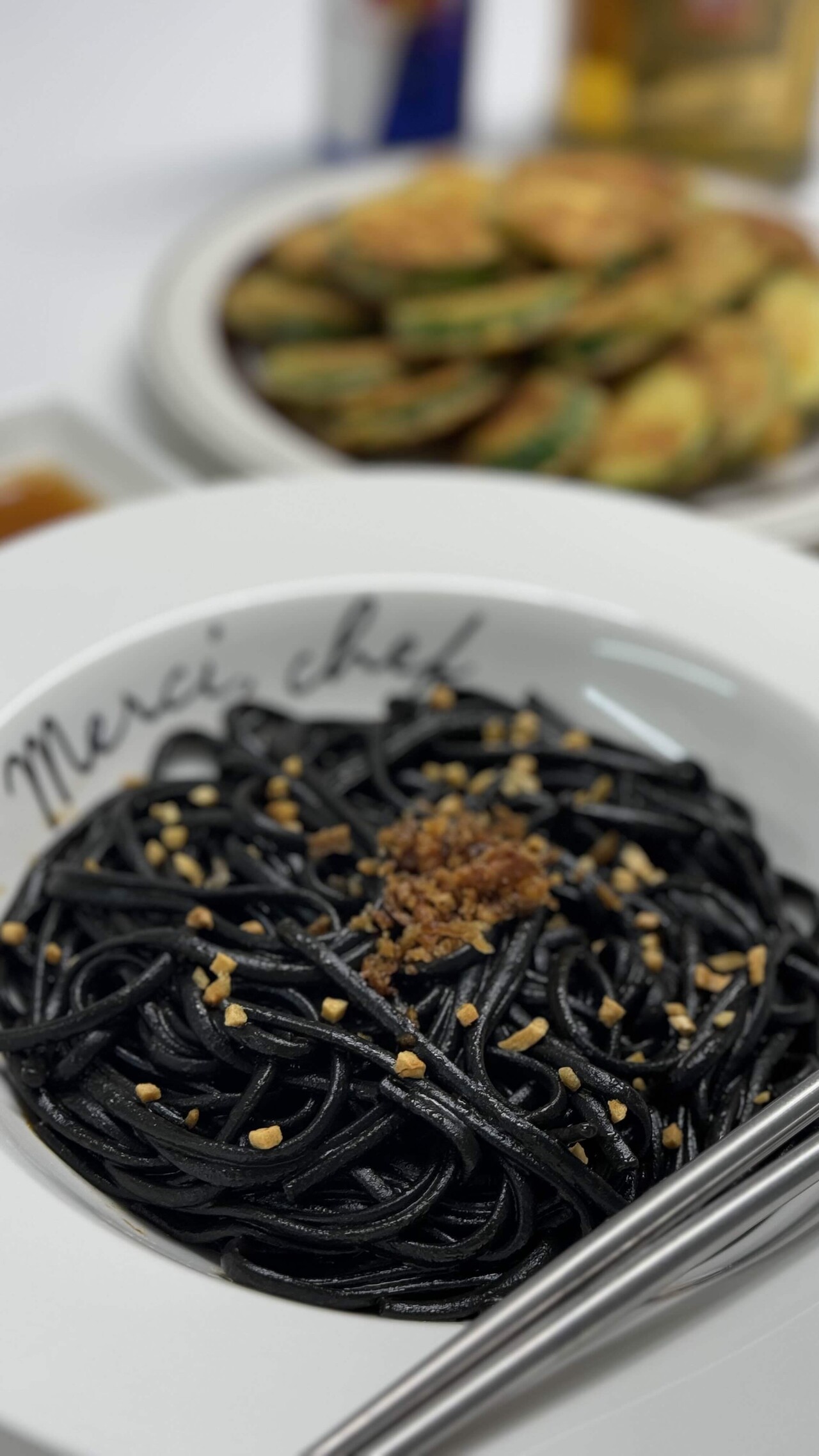 블라인드 | 여행·먹방: 위아더월드 한상차림