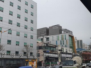 대병 옆에 있는 병원은 장사 잘 돼?