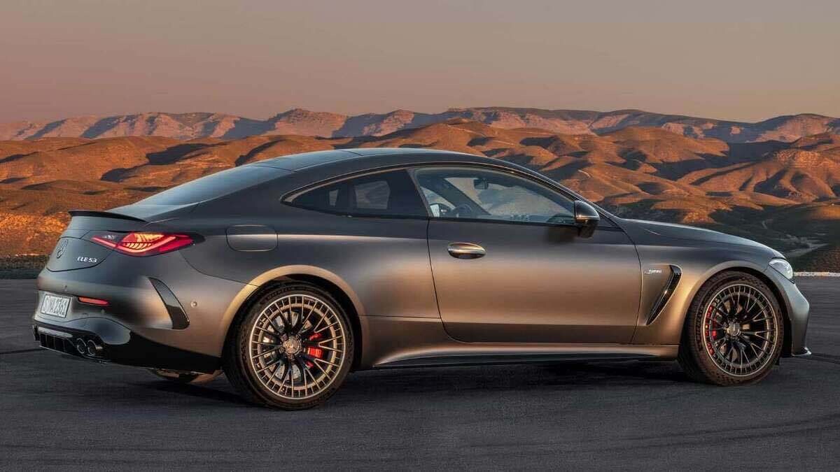 블라인드 | 자동차: CLE 53 amg
