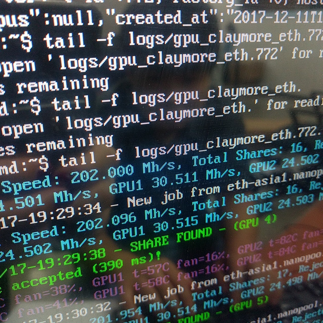 블라인드 | 암호화폐: 휴.. 이제 세팅 끝났다~ 채굴시작! ㅋㅋㅋ