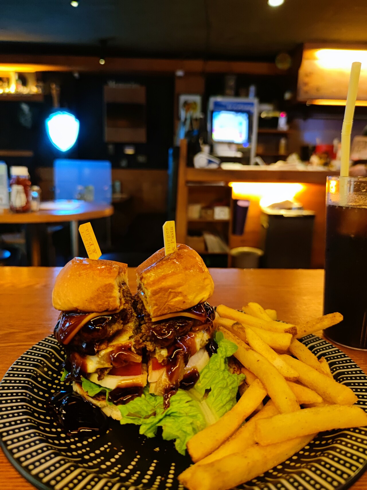 오늘의 혼밥 - 버거앤파스타