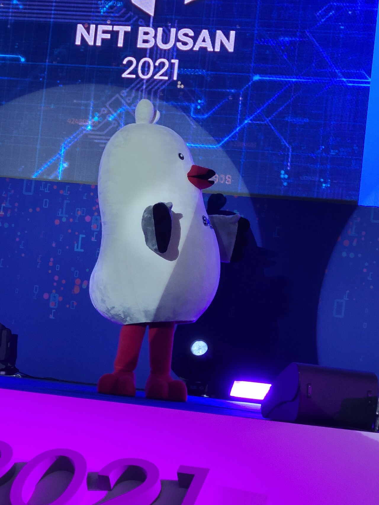 블라인드 | 암호화폐: 오늘 nft 부산2021컨퍼런스 갔다옴ㅎ