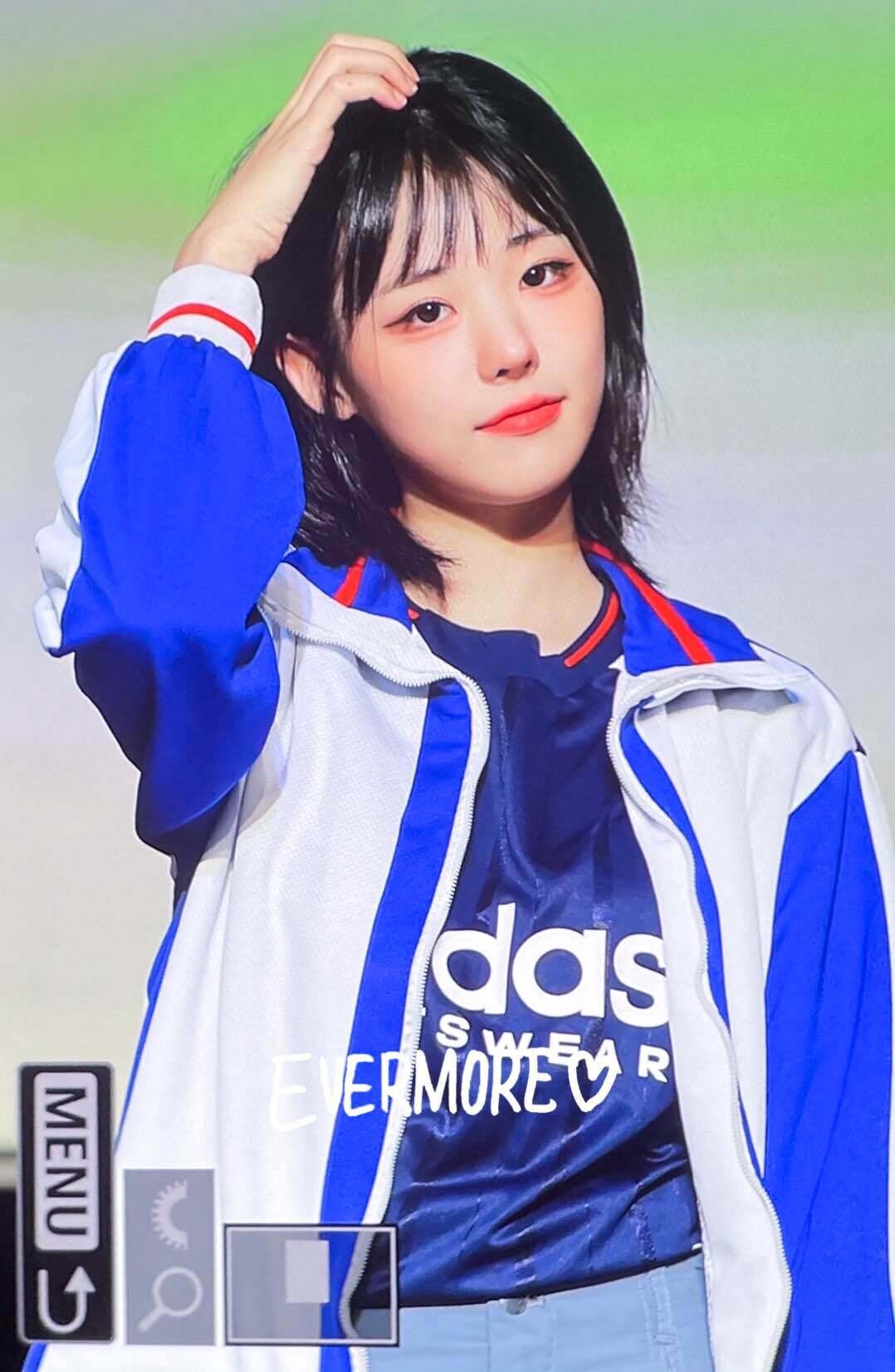 블라인드 | TV·연예: QWER 뇽녕녕냥