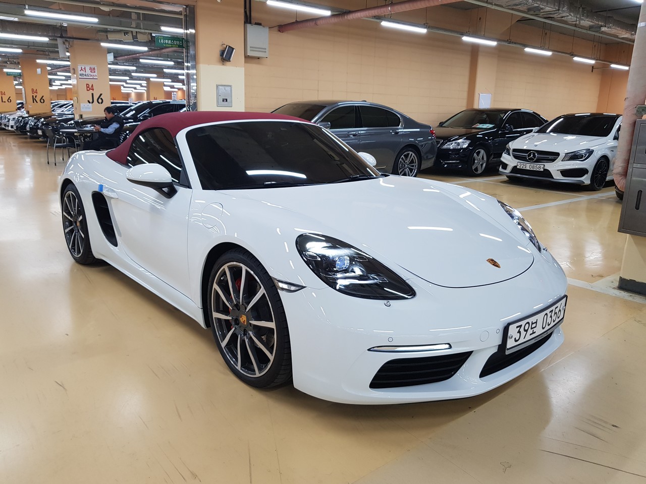 블라인드 | 자동차: 박스터 GTS 못기다릴것 같아서 걍 박스터S 질렀어 횽들~